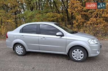 Седан Chevrolet Aveo 2008 в Валках