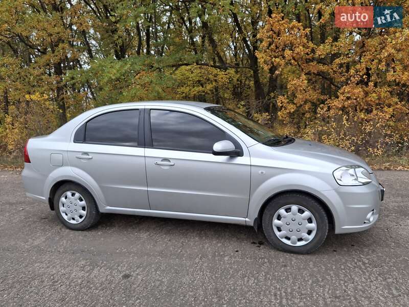 Седан Chevrolet Aveo 2008 в Валках фото Седан Chevrolet Aveo 2008 в Валках
