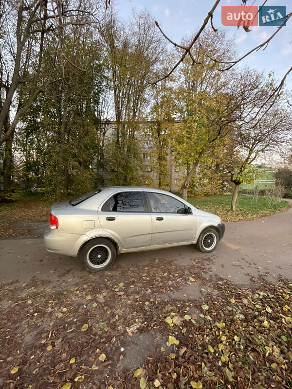Седан Chevrolet Aveo 2005 в Житомирі