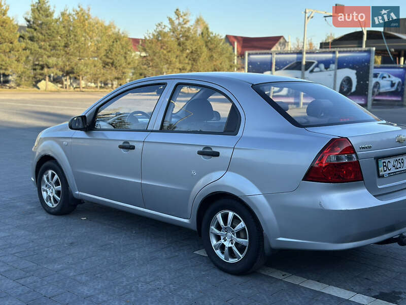 Седан Chevrolet Aveo 2006 в Самборе