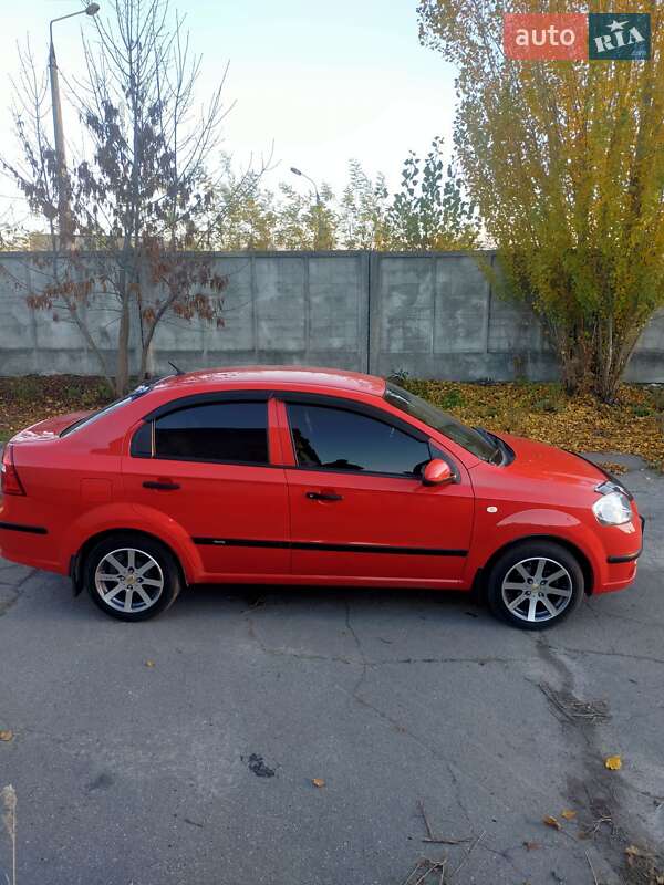 Седан Chevrolet Aveo 2008 в Кременчуге