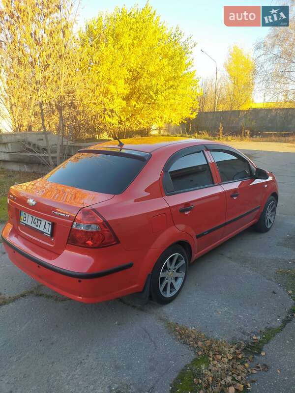 Седан Chevrolet Aveo 2008 в Кременчуге