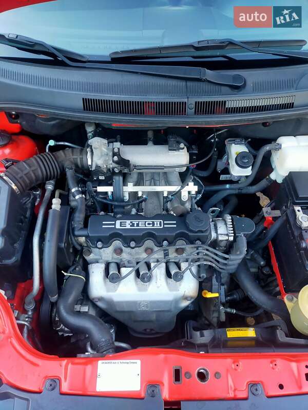 Седан Chevrolet Aveo 2008 в Кременчуге