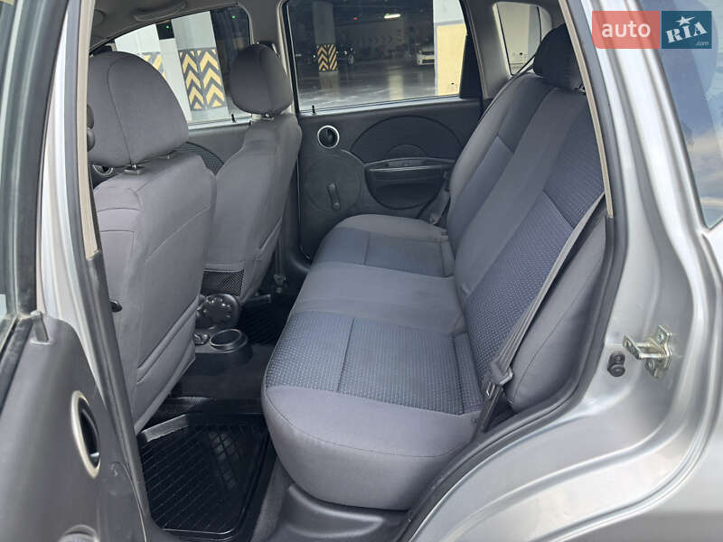 Хэтчбек Chevrolet Aveo 2007 в Киеве фото 37 Хэтчбек Chevrolet Aveo 2007 в Киеве