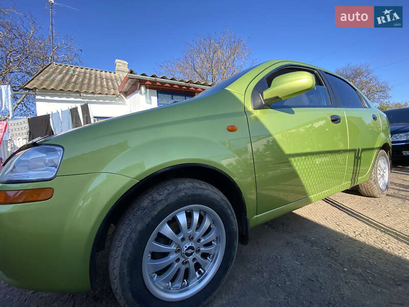 Седан Chevrolet Aveo 2005 в Николаеве фото 13 Седан Chevrolet Aveo 2005 в Николаеве