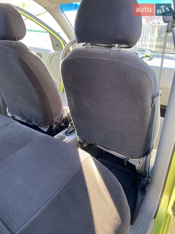 Седан Chevrolet Aveo 2005 в Николаеве фото 30 Седан Chevrolet Aveo 2005 в Николаеве