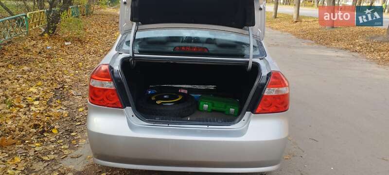 Седан Chevrolet Aveo 2007 в Ровно фото 5 Седан Chevrolet Aveo 2007 в Ровно