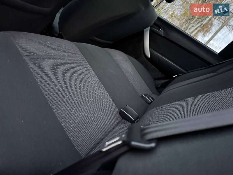 Седан Chevrolet Aveo 2011 в Охтирці