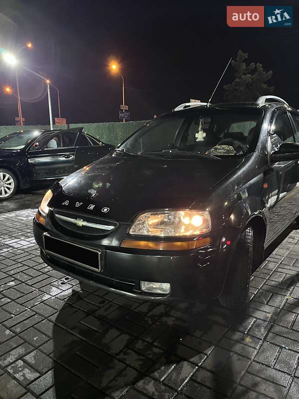 Хэтчбек Chevrolet Aveo 2004 в Киеве фото Хэтчбек Chevrolet Aveo 2004 в Киеве