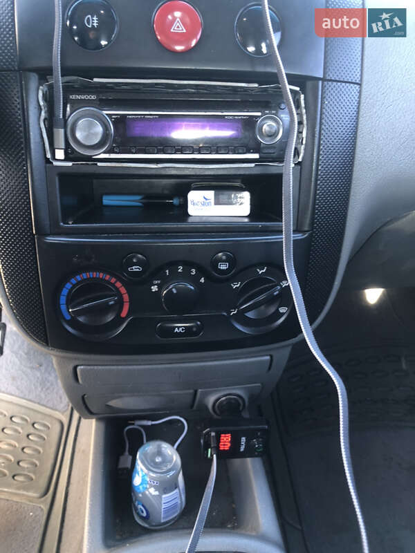 Хэтчбек Chevrolet Aveo 2005 в Сеньковке фото 14 Хэтчбек Chevrolet Aveo 2005 в Сеньковке