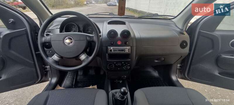 Хэтчбек Chevrolet Aveo 2007 в Житомире фото 7 Хэтчбек Chevrolet Aveo 2007 в Житомире