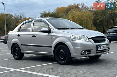 Седан Chevrolet Aveo 2007 в Днепре