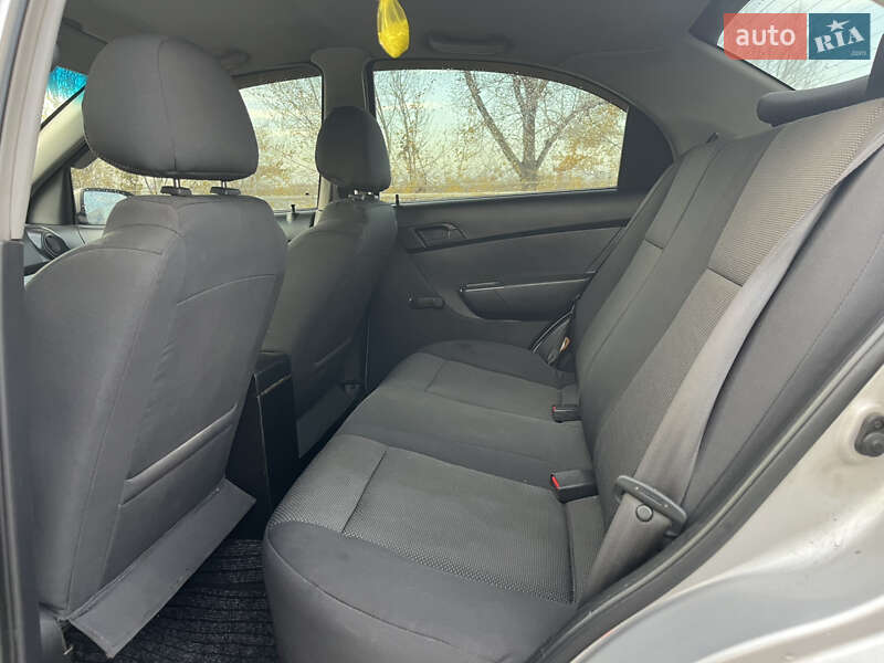 Седан Chevrolet Aveo 2006 в Днепре фото 13 Седан Chevrolet Aveo 2006 в Днепре