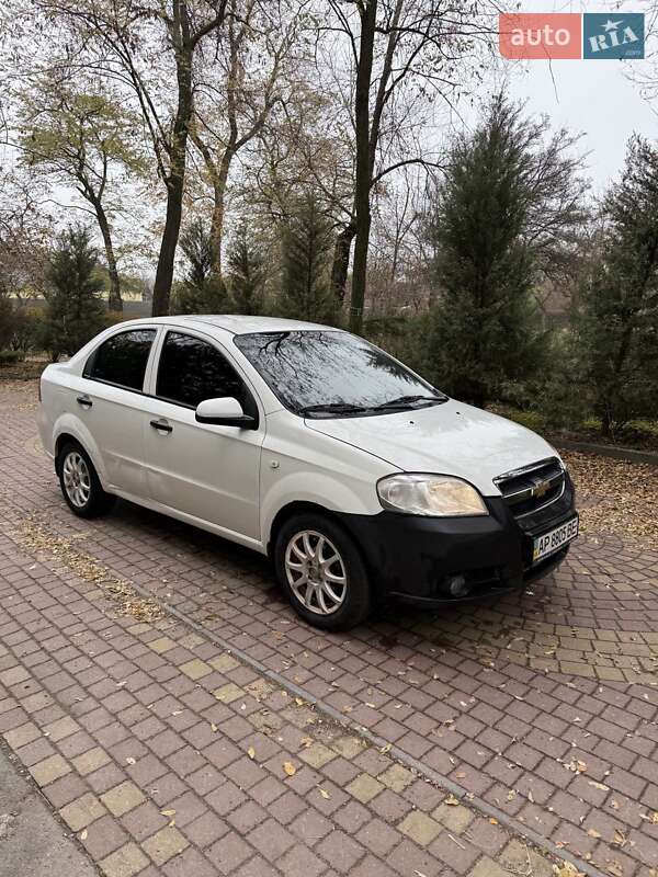 Седан Chevrolet Aveo 2008 в Запорожье