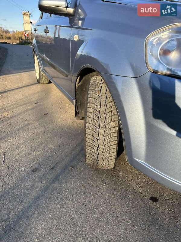 Седан Chevrolet Aveo 2006 в Ужгороде фото 10 Седан Chevrolet Aveo 2006 в Ужгороде