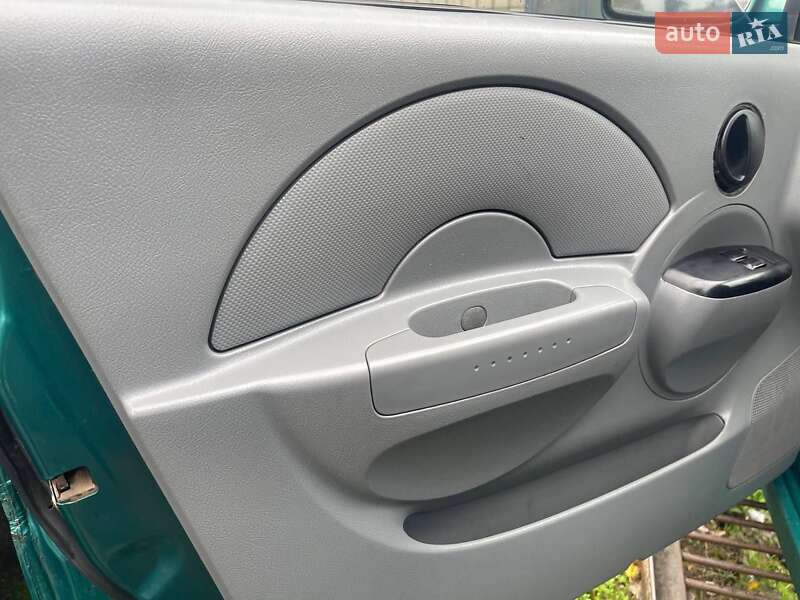 Хетчбек Chevrolet Aveo 2005 в Миронівці фото 12 Хетчбек Chevrolet Aveo 2005 в Миронівці