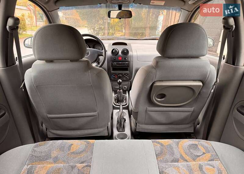 Хэтчбек Chevrolet Aveo 2005 в Одессе фото 23 Хэтчбек Chevrolet Aveo 2005 в Одессе