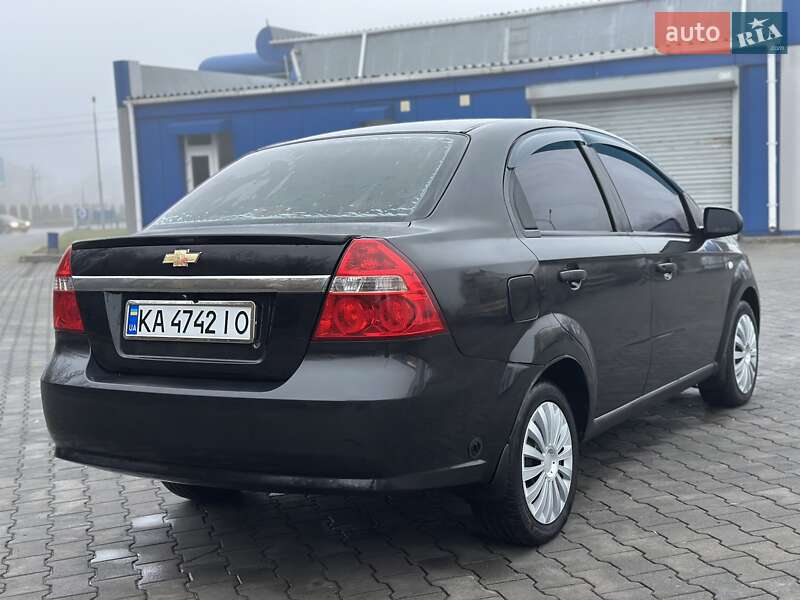 Седан Chevrolet Aveo 2008 в Хмельницькому