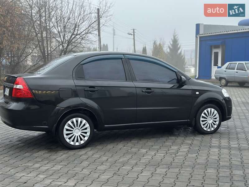 Седан Chevrolet Aveo 2008 в Хмельницькому
