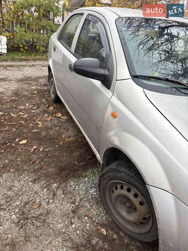 Седан Chevrolet Aveo 2003 в Обуховке фото 10 Седан Chevrolet Aveo 2003 в Обуховке