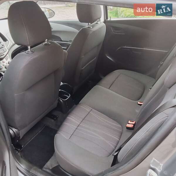 Хетчбек Chevrolet Aveo 2012 в Луцьку