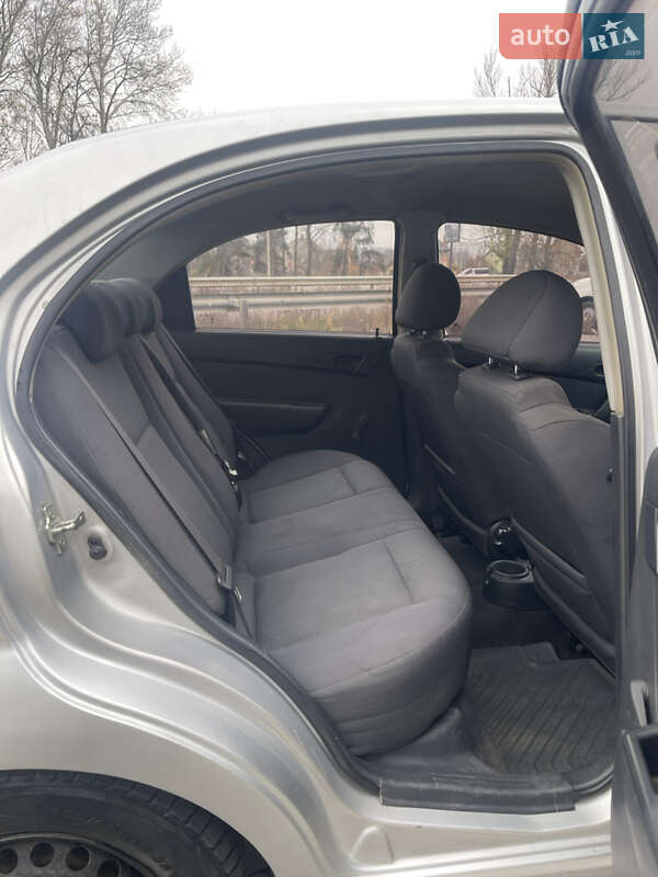 Седан Chevrolet Aveo 2008 в Харькове