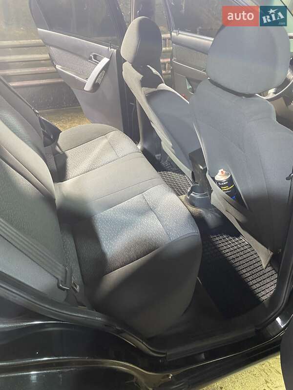 Седан Chevrolet Aveo 2008 в Киеве