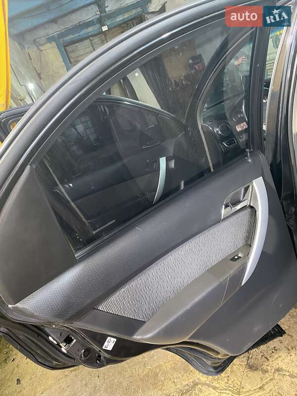 Седан Chevrolet Aveo 2008 в Киеве