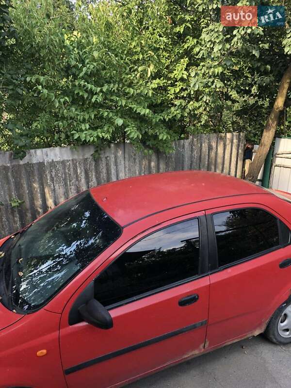 Седан Chevrolet Aveo 2005 в Калинівці