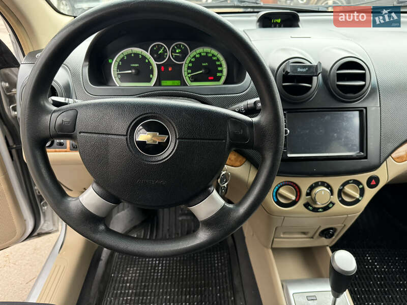 Седан Chevrolet Aveo 2008 в Хмельницком