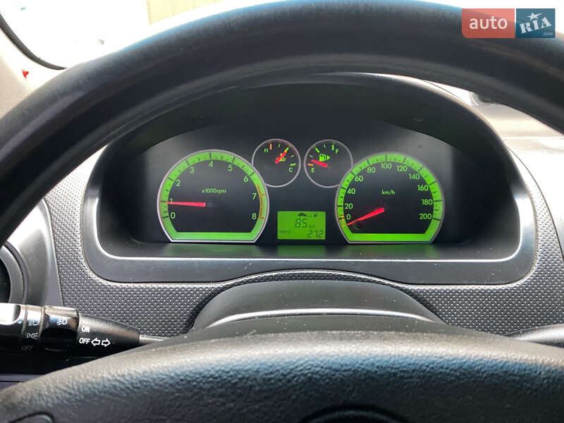 Седан Chevrolet Aveo 2007 в Харькове