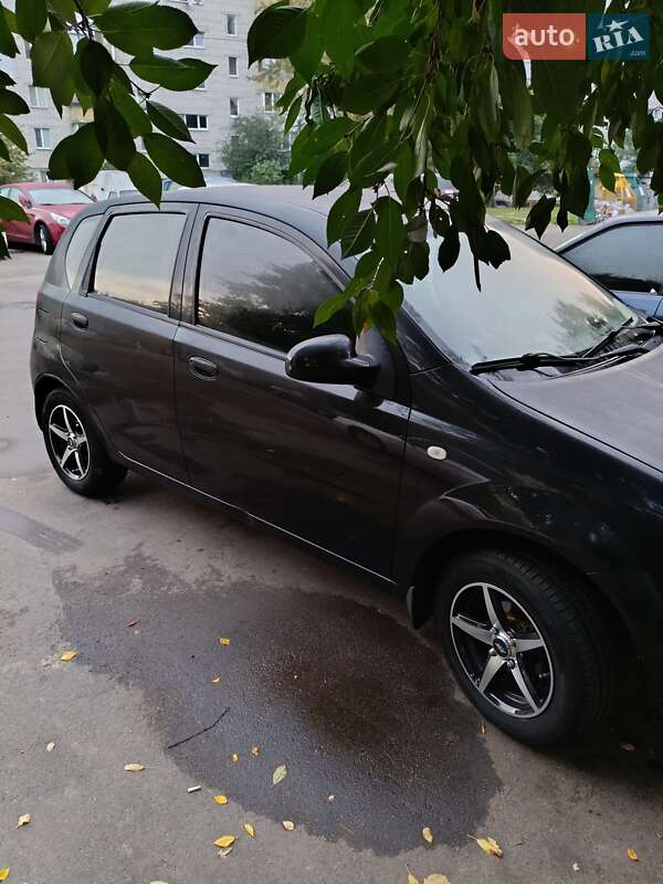 Хетчбек Chevrolet Aveo 2007 в Обухові