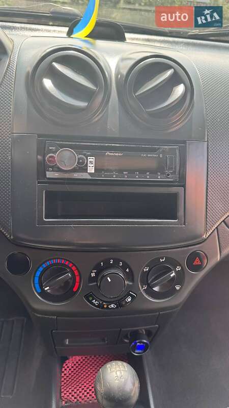 Седан Chevrolet Aveo 2009 в Днепре фото 13 Седан Chevrolet Aveo 2009 в Днепре