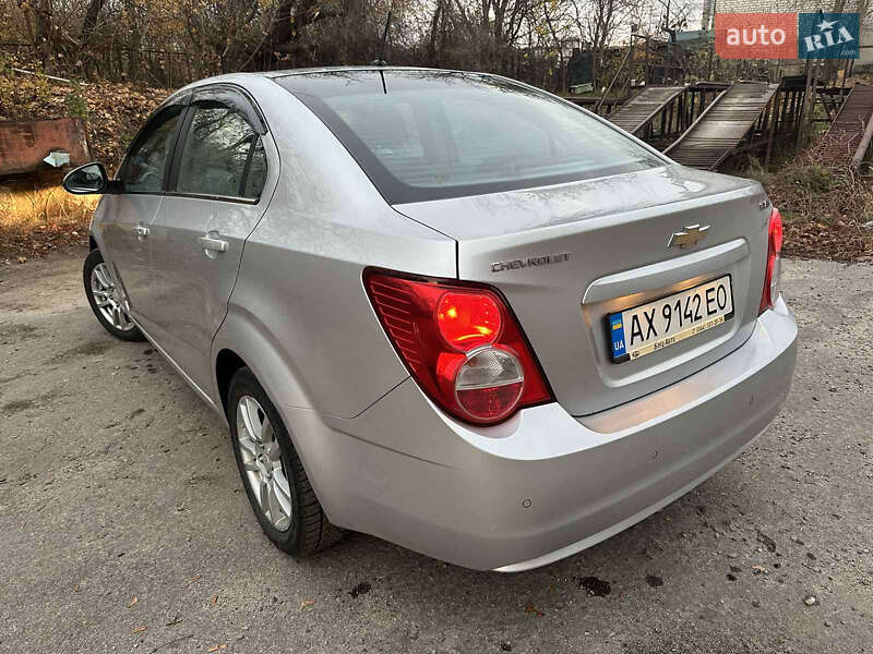 Седан Chevrolet Aveo 2012 в Харкові