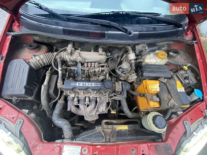 Седан Chevrolet Aveo 2004 в Виннице фото 5 Седан Chevrolet Aveo 2004 в Виннице