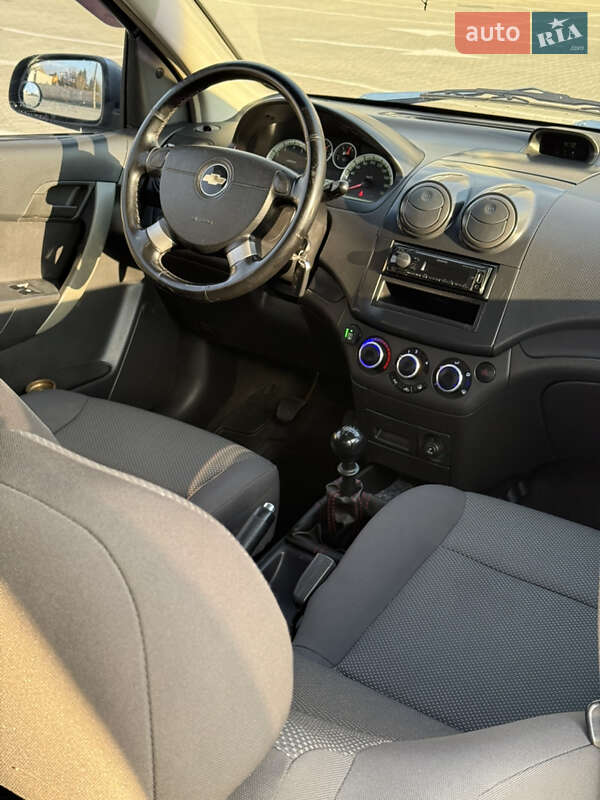 Седан Chevrolet Aveo 2007 в Ивано-Франковске