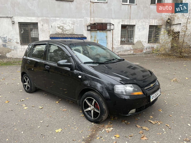 Хетчбек Chevrolet Aveo 2008 в Кривому Розі фото 11 Хетчбек Chevrolet Aveo 2008 в Кривому Розі