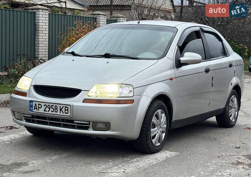 Седан Chevrolet Aveo 2005 в Запорожье фото 3 Седан Chevrolet Aveo 2005 в Запорожье