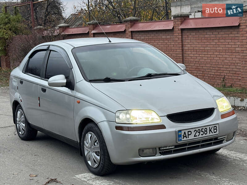 Седан Chevrolet Aveo 2005 в Запорожье фото 5 Седан Chevrolet Aveo 2005 в Запорожье