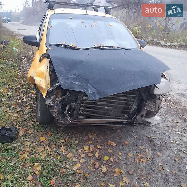 Седан Chevrolet Aveo 2005 в Харькове фото 2 Седан Chevrolet Aveo 2005 в Харькове