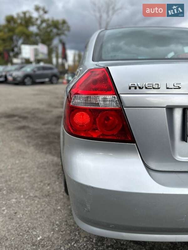 Седан Chevrolet Aveo 2007 в Белогородке