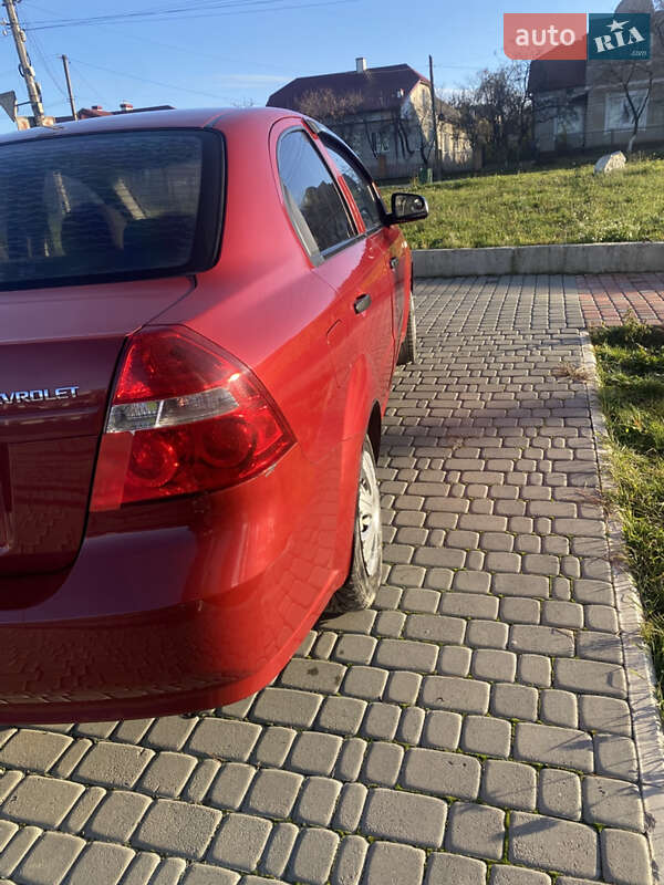 Седан Chevrolet Aveo 2008 в Чорткове