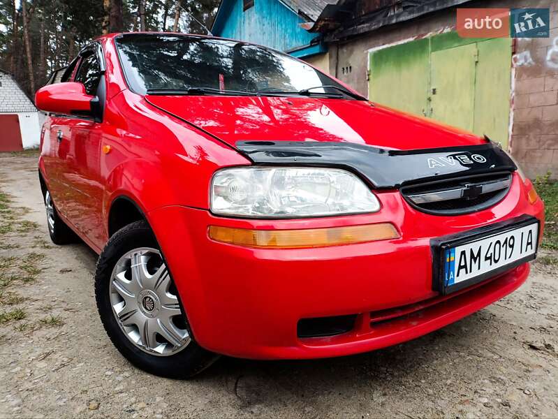 Седан Chevrolet Aveo 2004 в Житомире