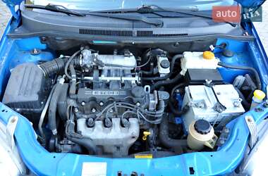 Хэтчбек Chevrolet Aveo 2008 в Львове