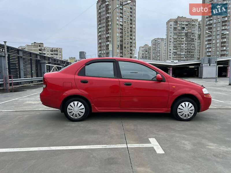 Седан Chevrolet Aveo 2005 в Киеве фото 15 Седан Chevrolet Aveo 2005 в Киеве