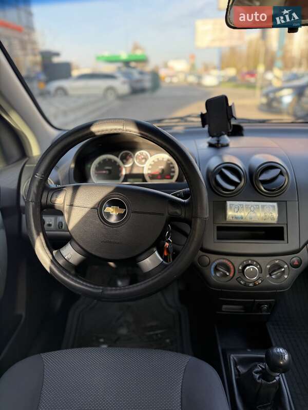 Седан Chevrolet Aveo 2008 в Киеве фото 7 Седан Chevrolet Aveo 2008 в Киеве