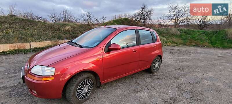 Хетчбек Chevrolet Aveo 2005 в Кривому Розі фото 7 Хетчбек Chevrolet Aveo 2005 в Кривому Розі