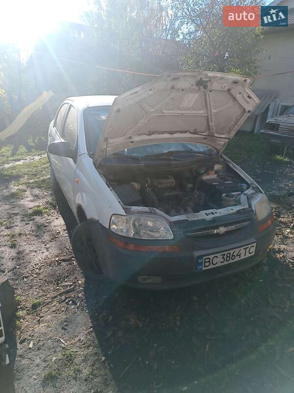 Седан Chevrolet Aveo 2005 в Рогатині