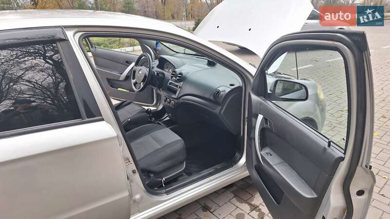 Седан Chevrolet Aveo 2006 в Запоріжжі