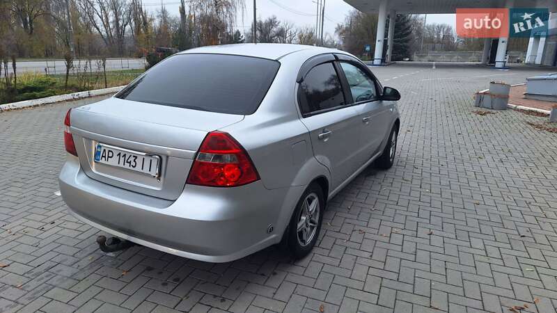 Седан Chevrolet Aveo 2006 в Запоріжжі